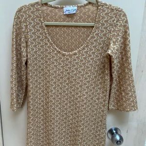 Jordan Taylor gold cover up